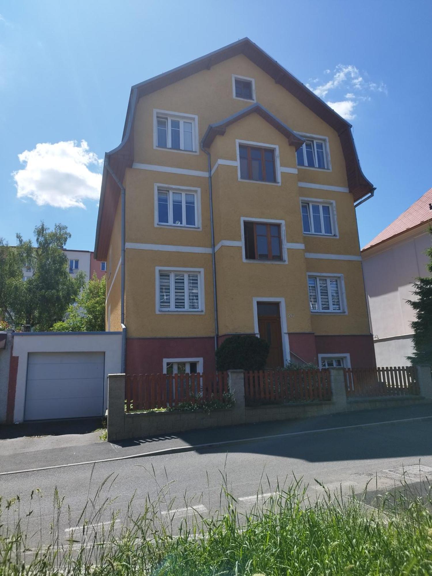 Loft Apartment Karlsbad Buitenkant foto